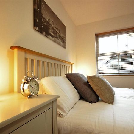 Kings Court Apartment 킹스턴어폰헐 외부 사진