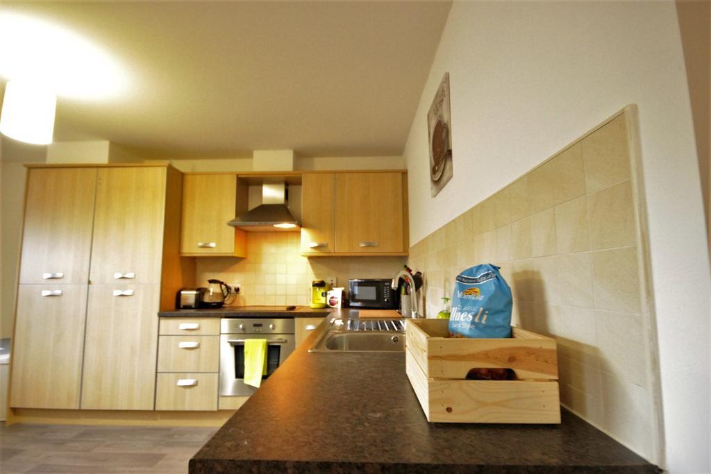 Kings Court Apartment 킹스턴어폰헐 외부 사진