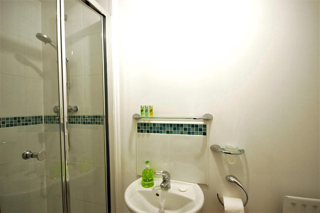 Kings Court Apartment 킹스턴어폰헐 외부 사진